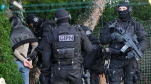 Французские власти депортируют радикальных исламистов