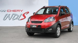 Появился в продаже маленький Chery с «роботом»
