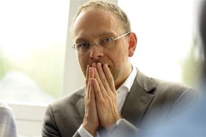 Адвокат Тимошенко заявил о ее критическом состоянии