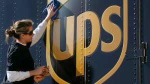 Еврокомиссия может запретить сделку UPS с TNT